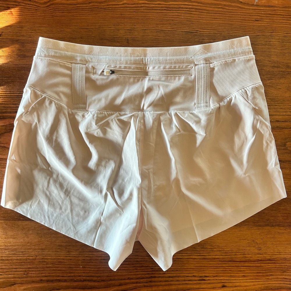 Nike Dri-Fit Trail Running Shorts Medium NWT - Picture 7 of 10